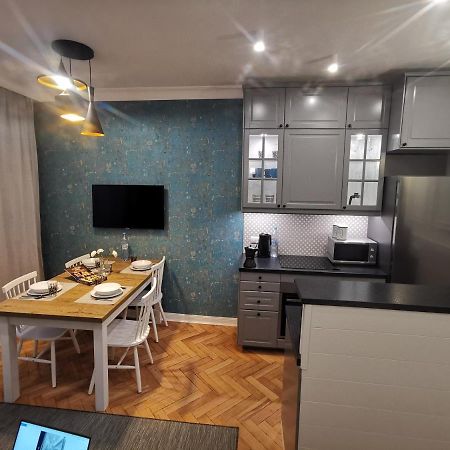 ビャウィストクWm Apartament Lipowa 18Aアパートメント エクステリア 写真