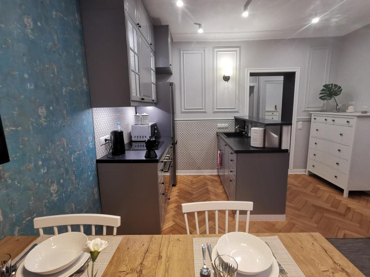 ビャウィストクWm Apartament Lipowa 18Aアパートメント エクステリア 写真