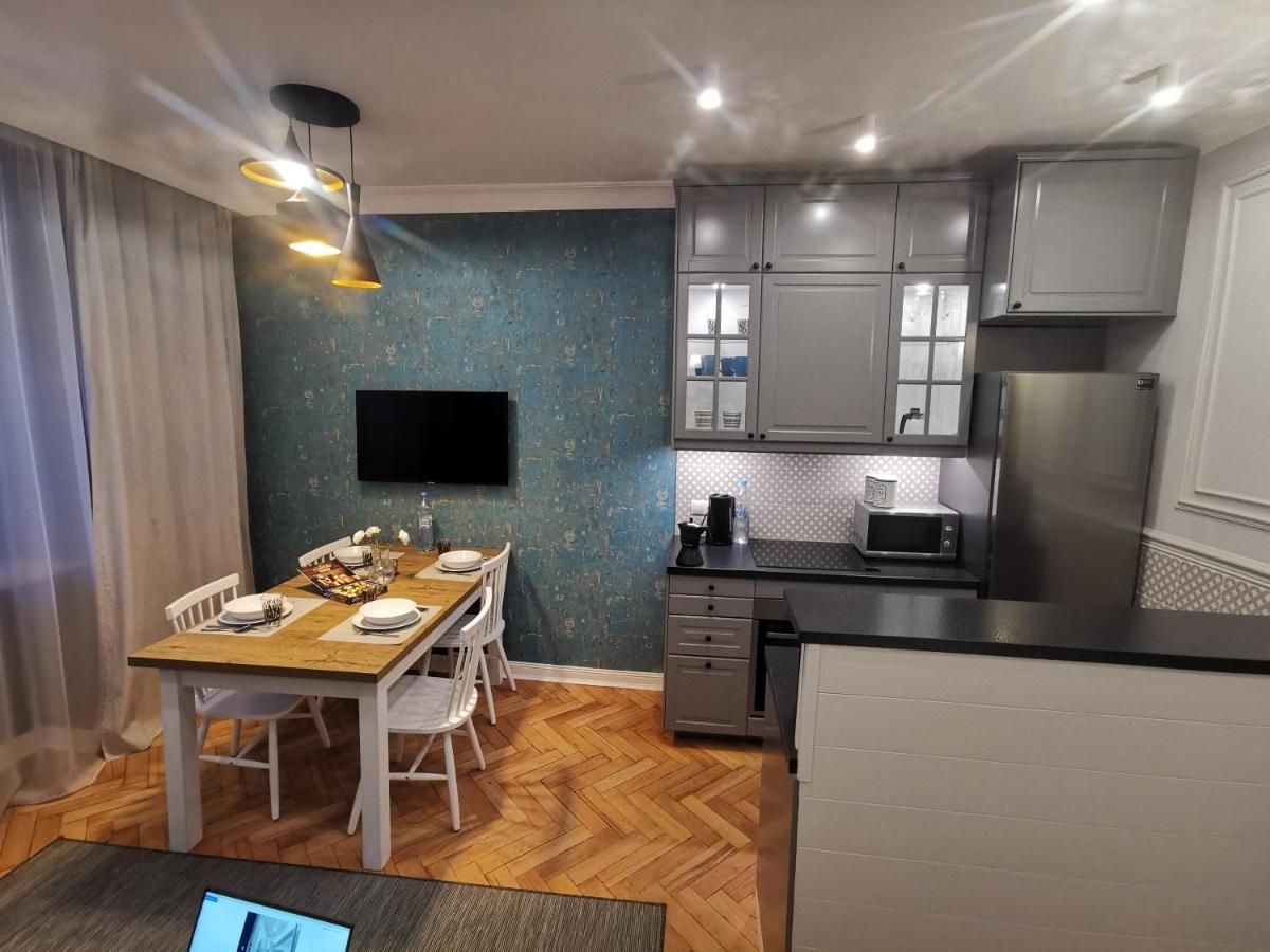 ビャウィストクWm Apartament Lipowa 18Aアパートメント エクステリア 写真