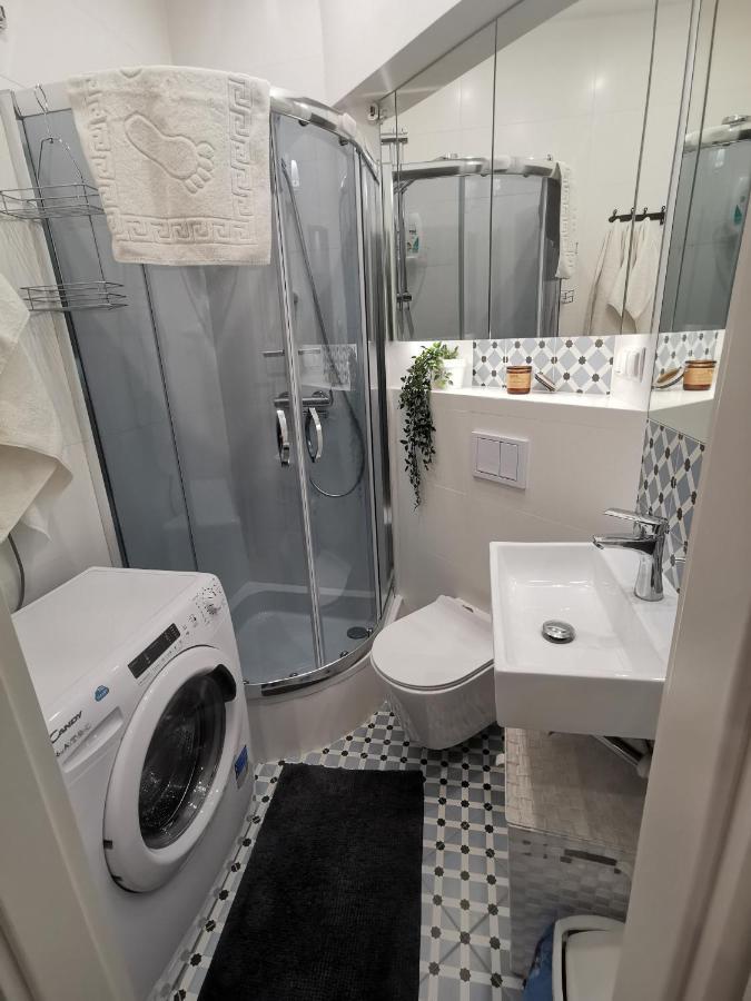 ビャウィストクWm Apartament Lipowa 18Aアパートメント エクステリア 写真