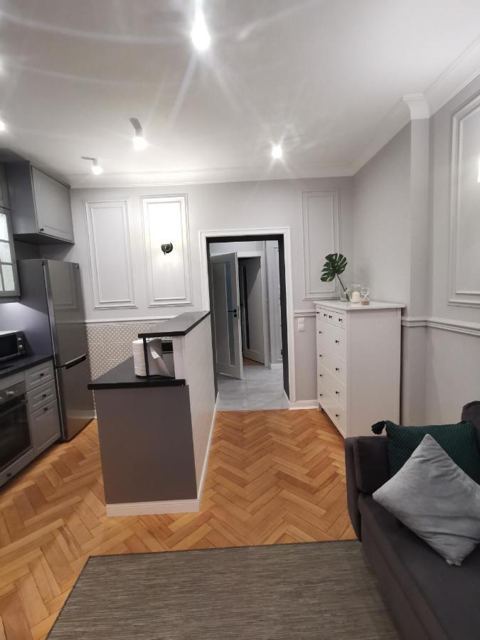 ビャウィストクWm Apartament Lipowa 18Aアパートメント エクステリア 写真