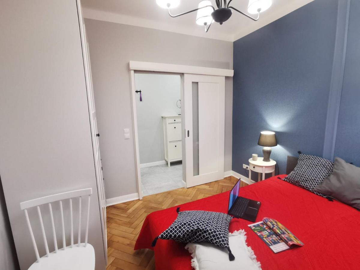 ビャウィストクWm Apartament Lipowa 18Aアパートメント エクステリア 写真